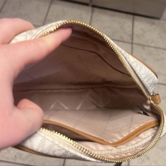 ❤️SOLD❤️ - Picture 9 of 9